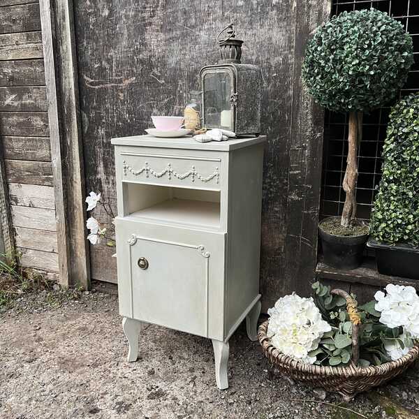 French Rococo Style Vintage Grey Painted Hand Painted Pot Cupboard Bedside Table